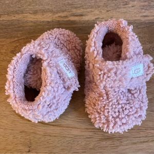 Baby Uggs Bixbee  pink size 2-3